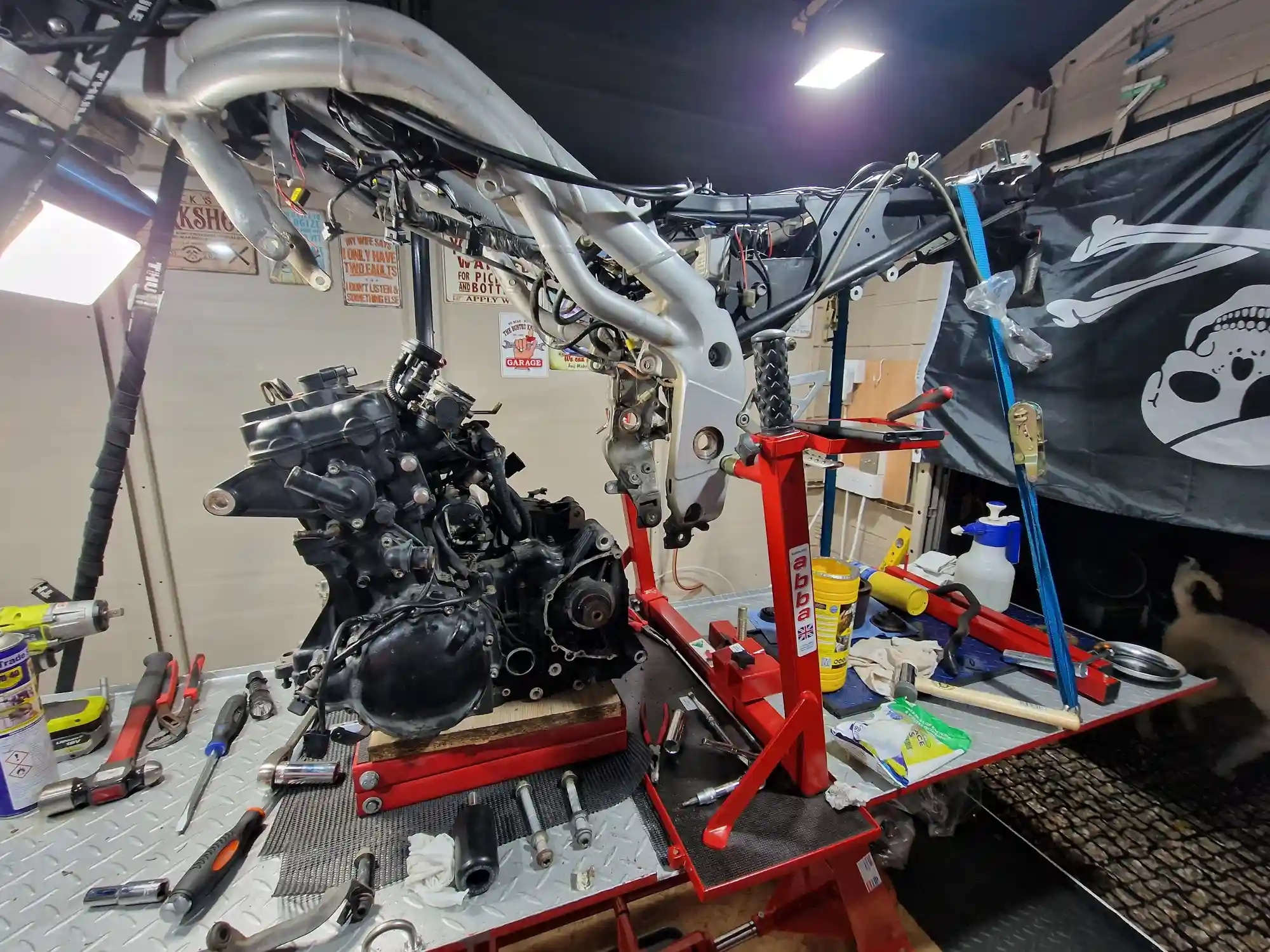 080_S3_engine_removal.jpg
