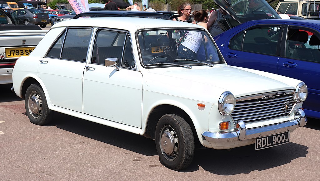 1024px-1970_Morris_1100_Mk_2.jpg