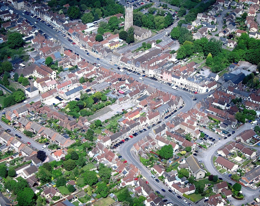 1024px-Aerial_of_Chipping_Sodbury.jpg