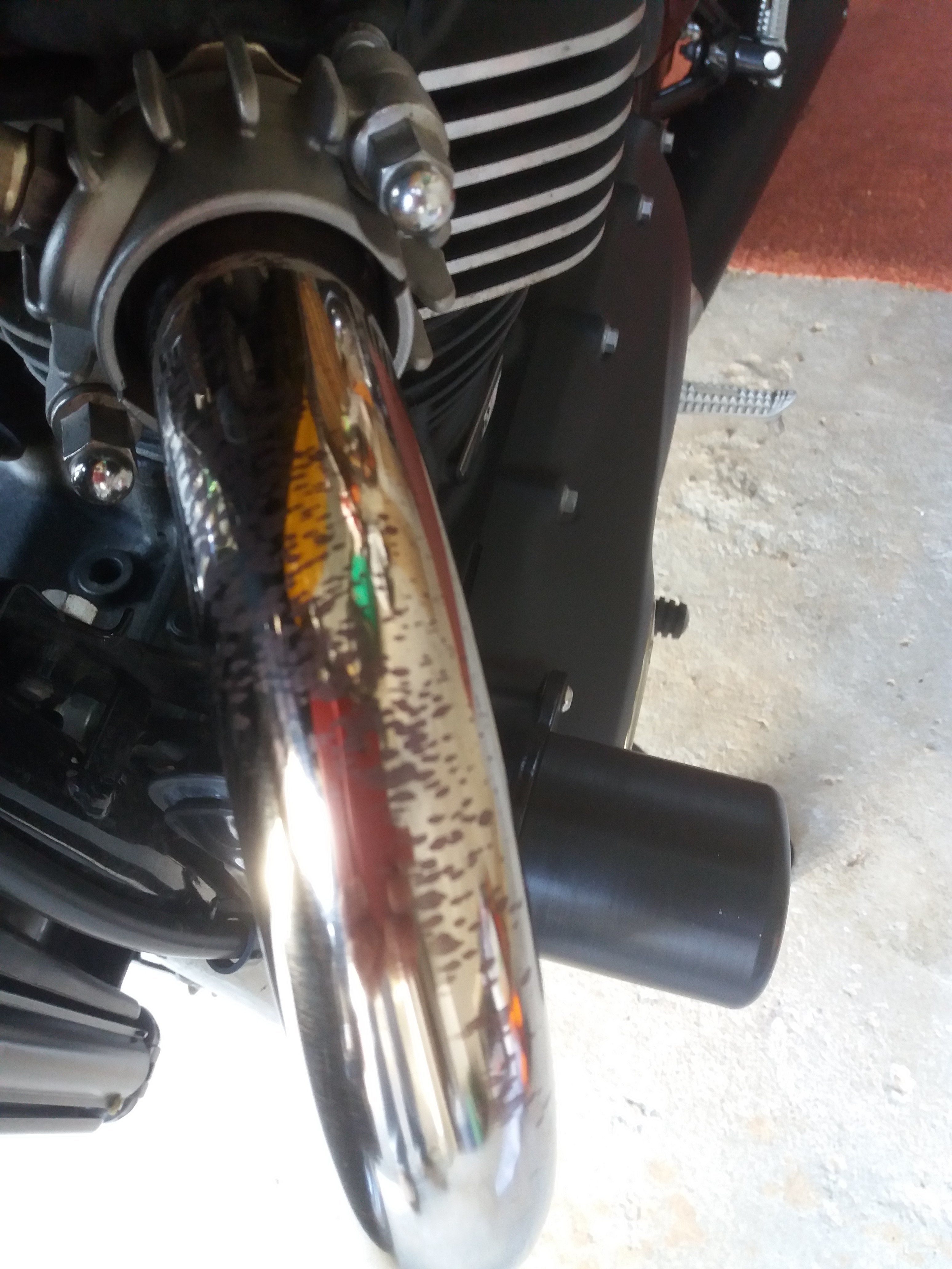 triumph street cup exhaust