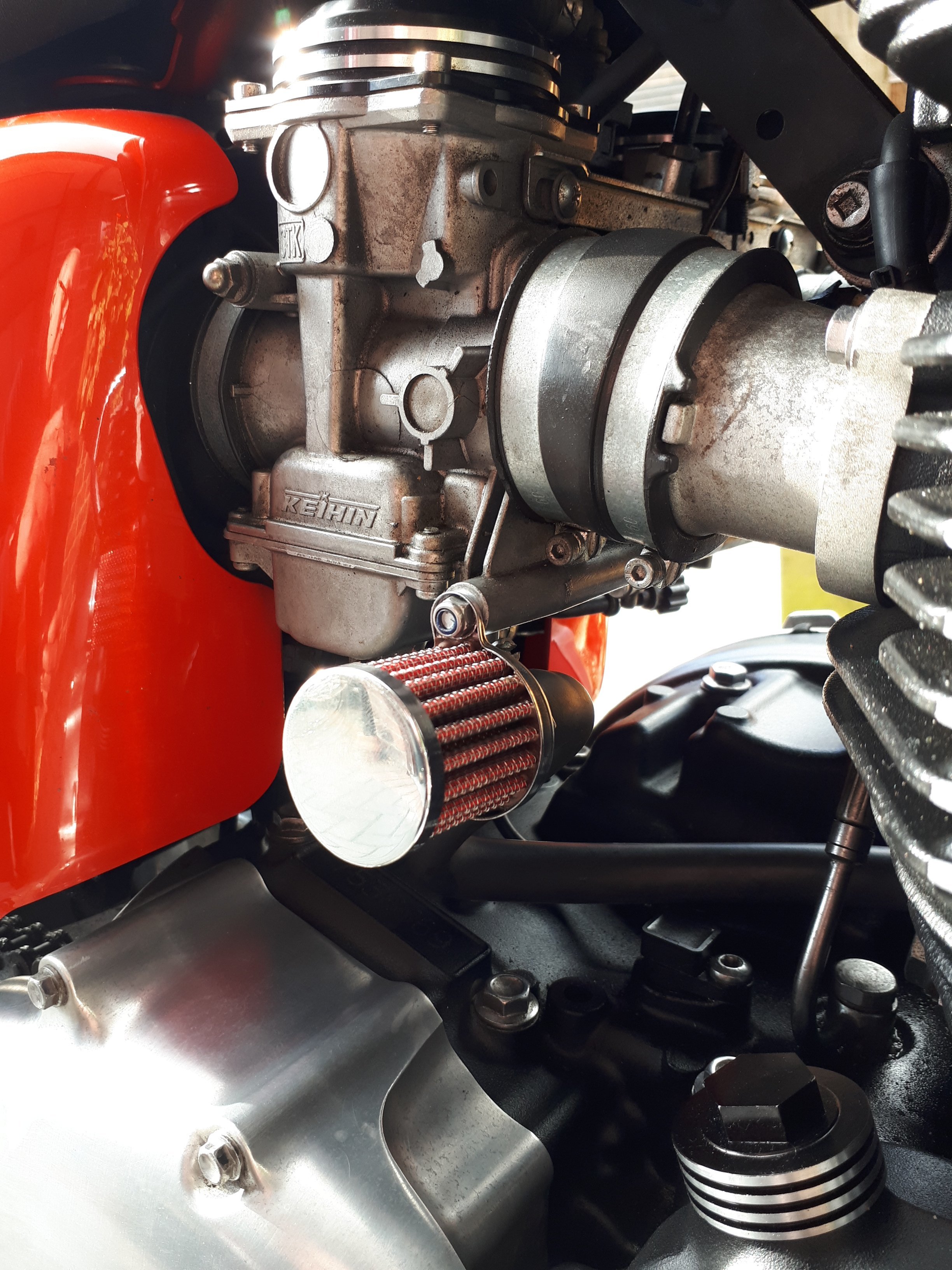 DNA Crankcase Breather Oil Filter for Triumph Motorbikes