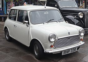 280px-1976_Mini_1000_Front.jpg