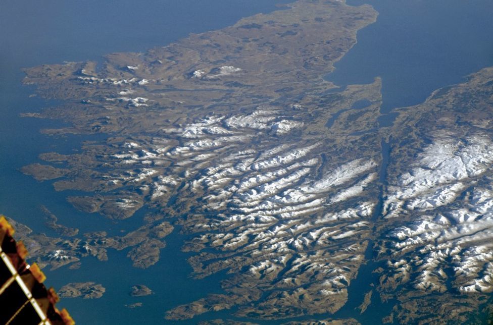 _100996351_highlandsnasa.jpg