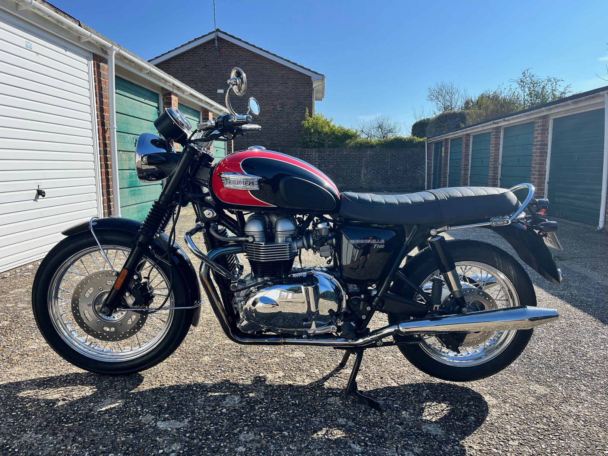 Bonneville.jpg