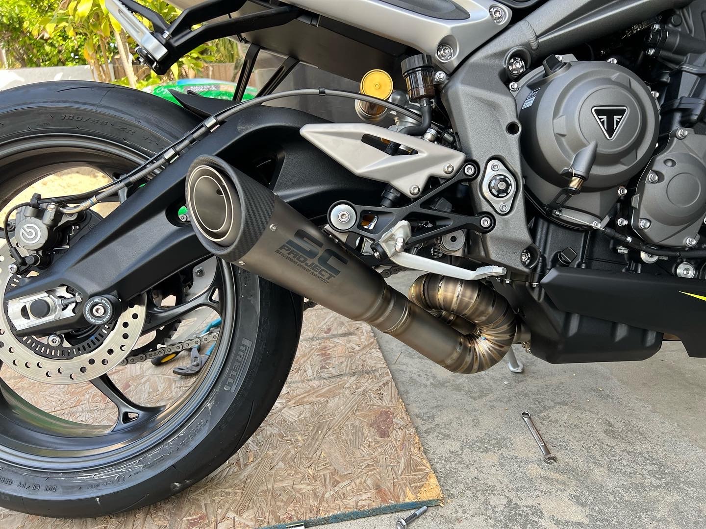 street triple rs exhaust