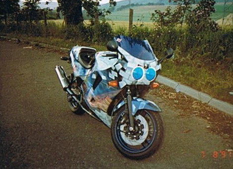 Daytona 900 with The Wall paint job.jpg