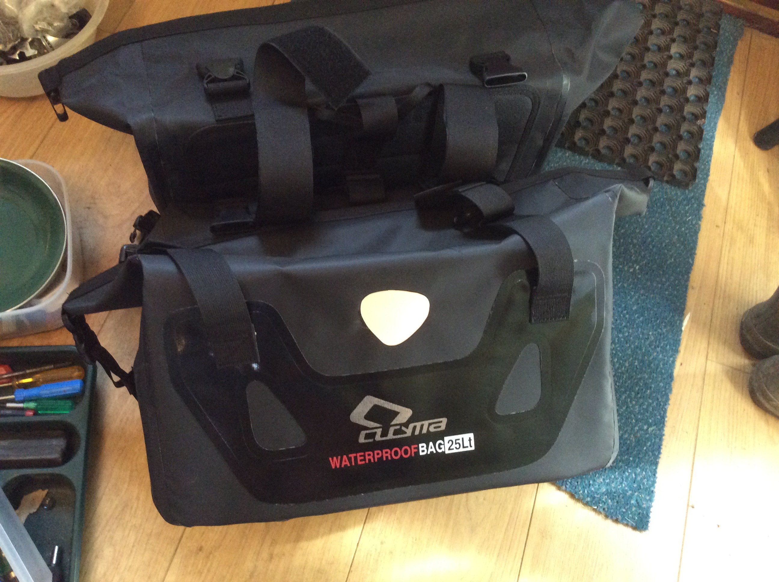 triumph street triple panniers