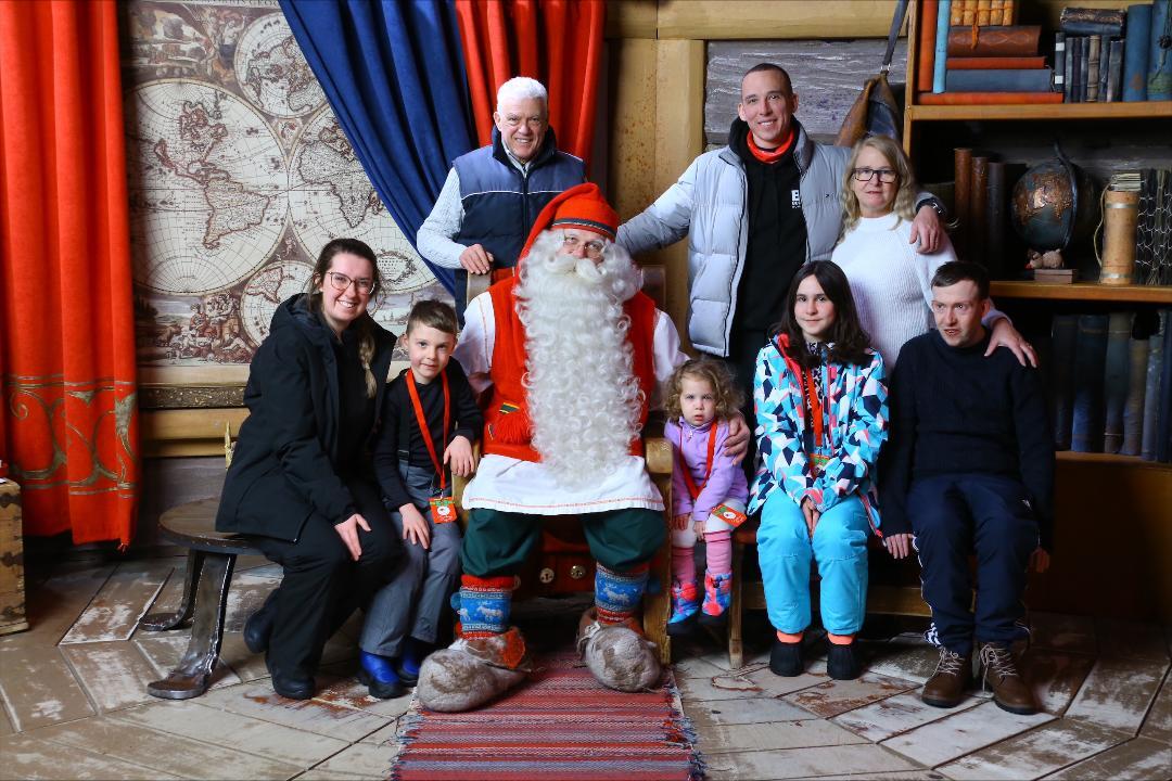 FamilySanta Claus.jpg