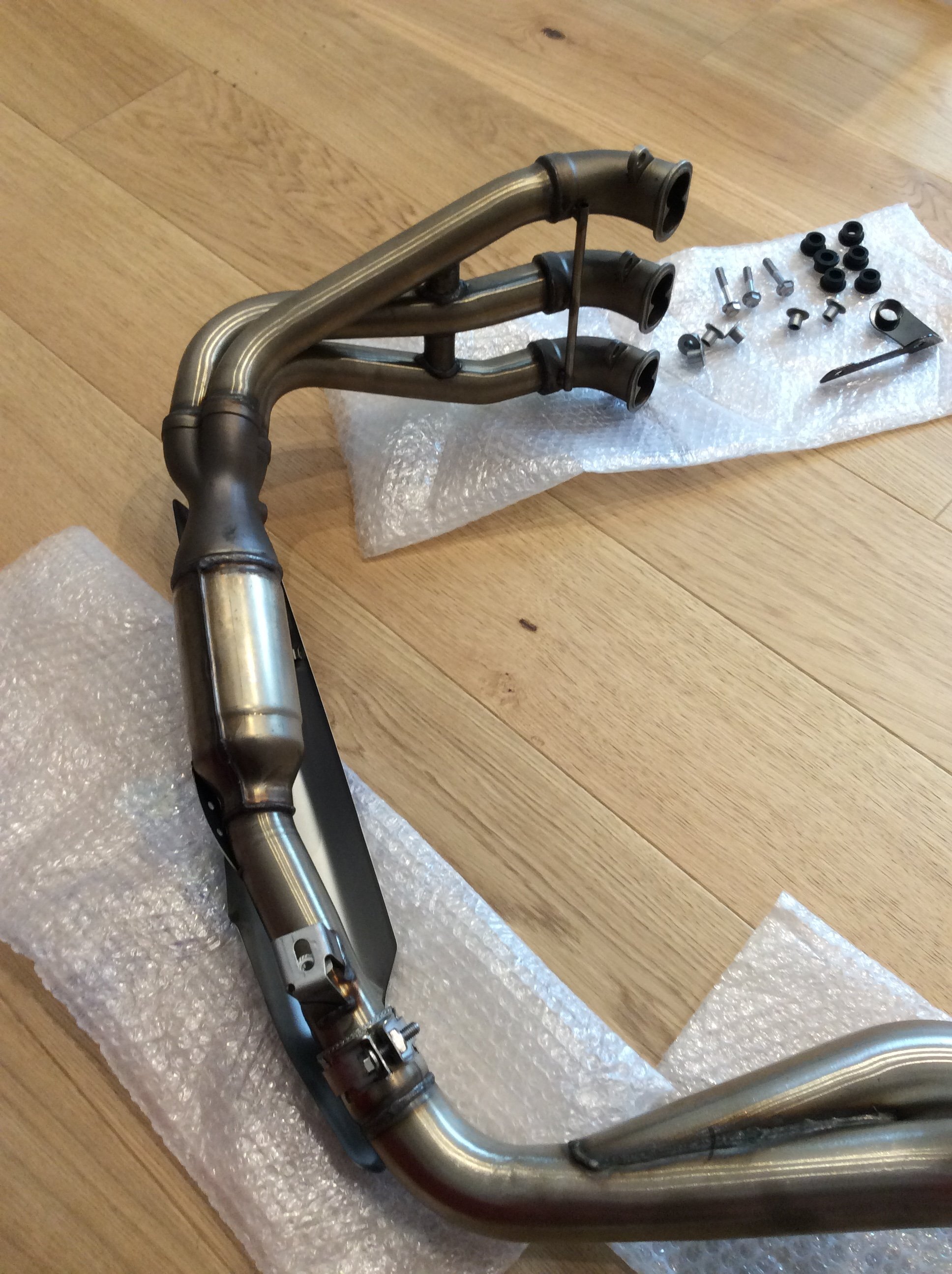 speed triple arrow exhaust