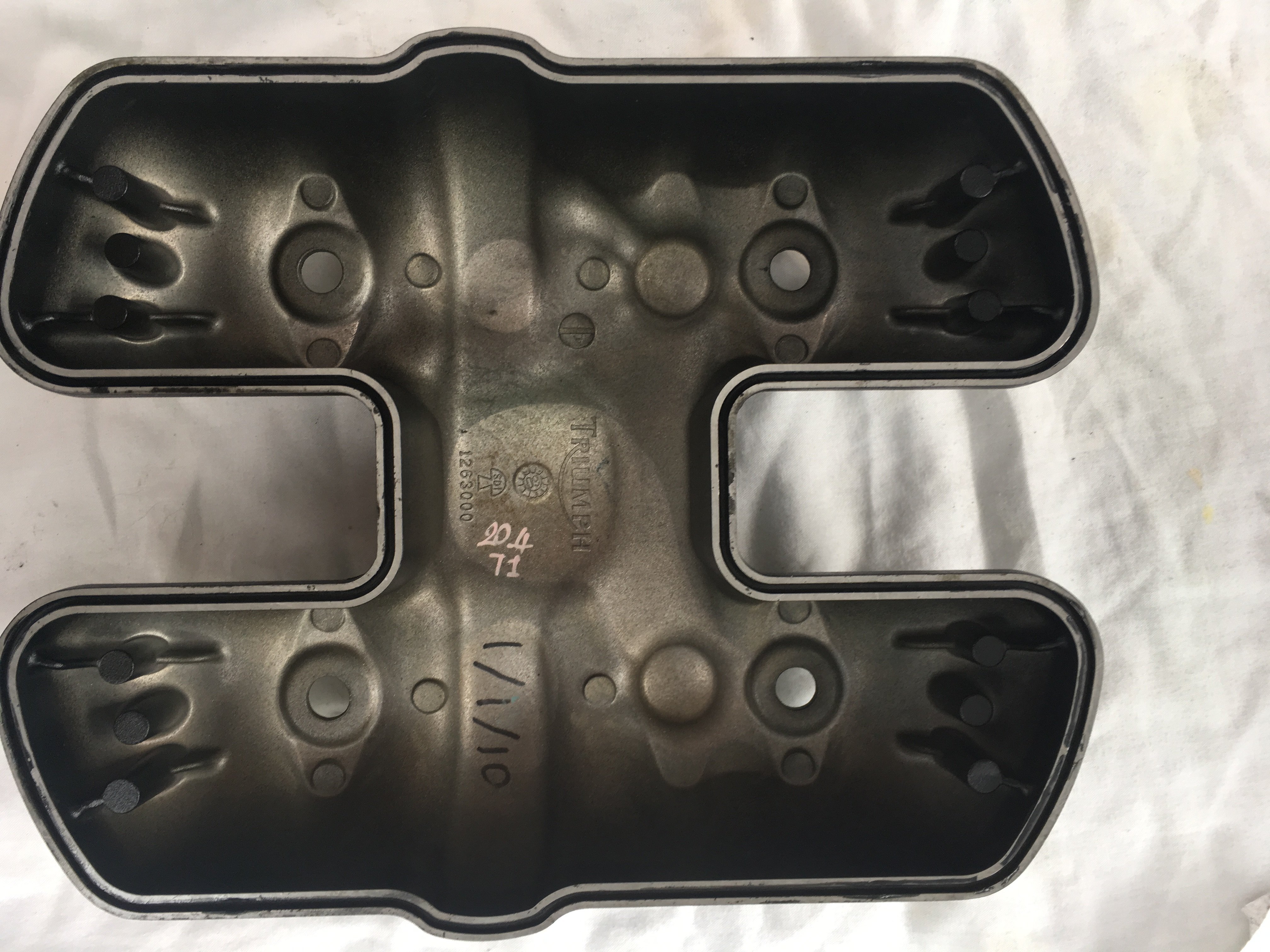 vintage triumph bonneville parts
