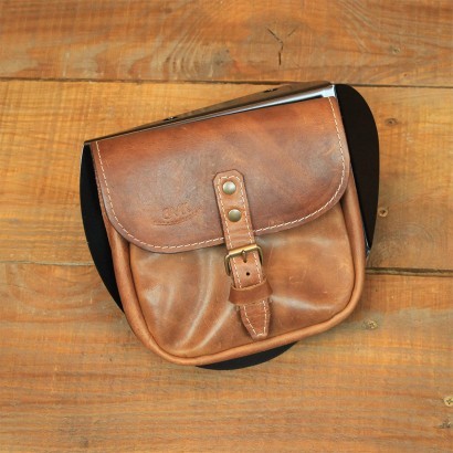 leather-saddlebag-for-triumph.jpg