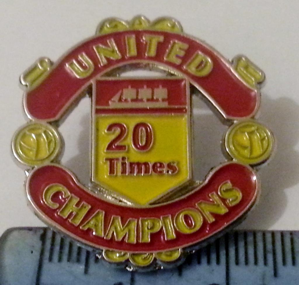 manchesterunitedmanbadgespin20times.jpg