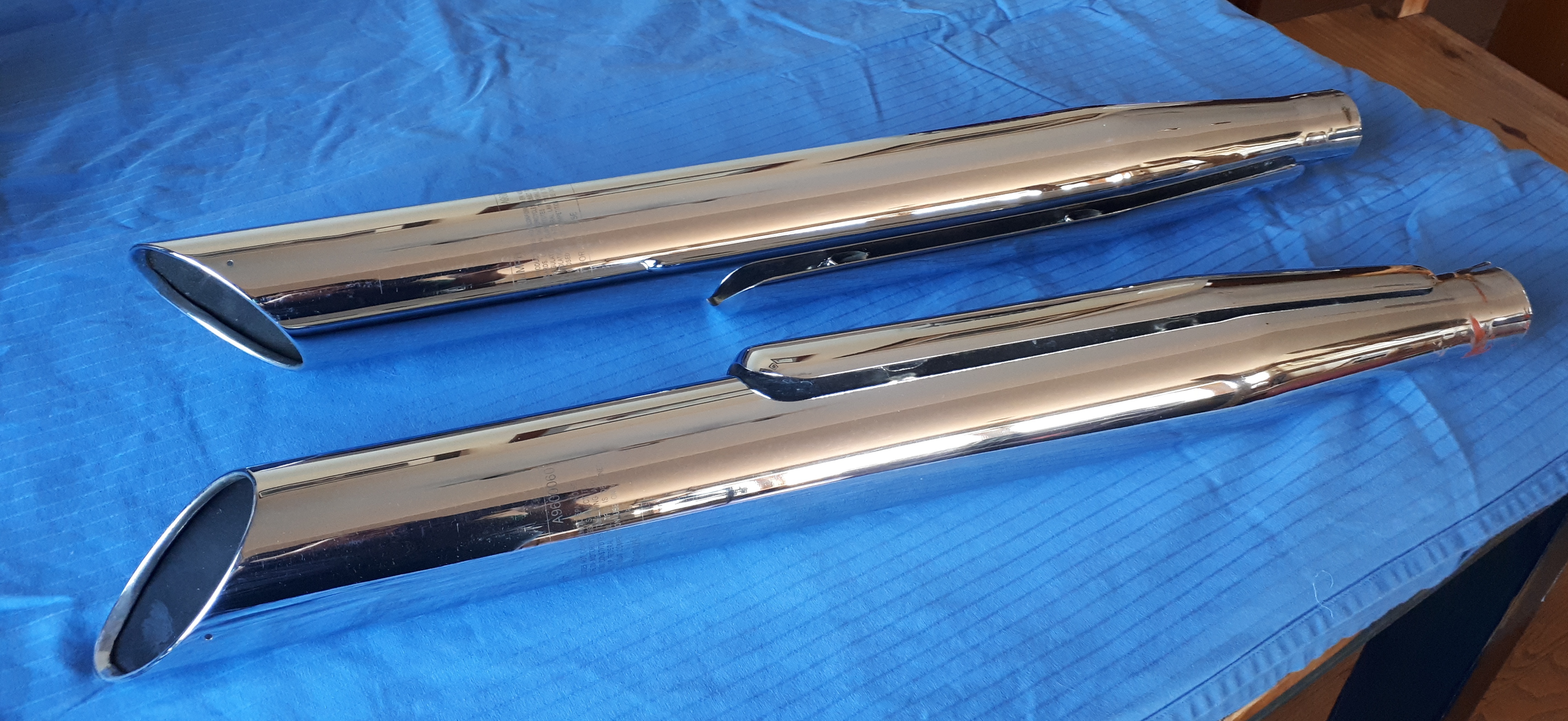 Triumph Chrome Silencers A9600060 A9600059 For Sale The Triumph Forum