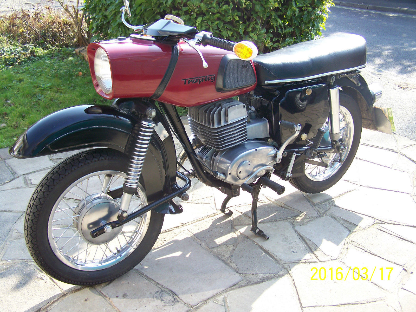 MZ 250.jpg