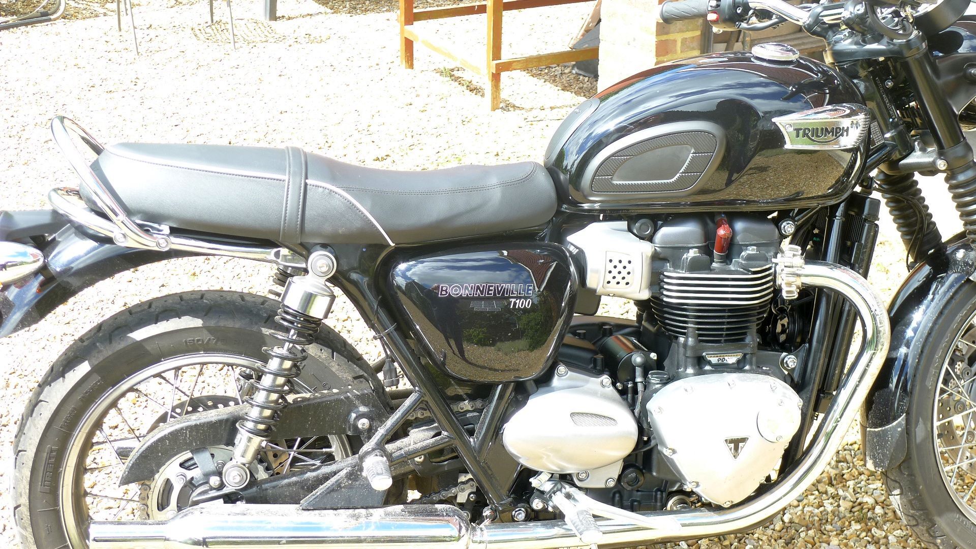 triumph bonneville t100 comfort seat