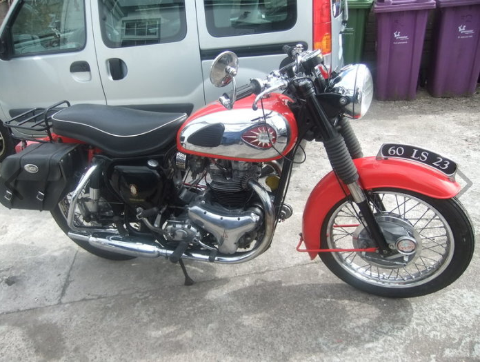 Screenshot_2019-10-13 1960 Bsa Super Rocket A10 For Sale in Blackrock, Cork from seanq.png