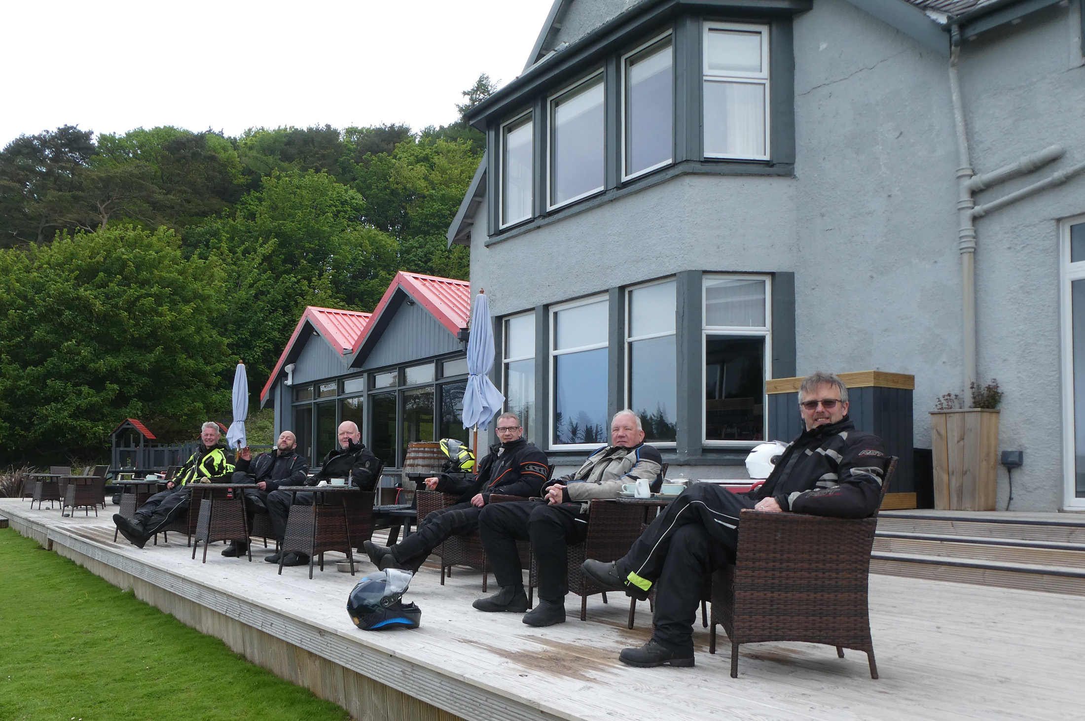stop 20 miles past Oban.JPG