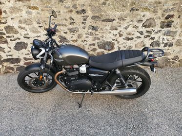 Street Twin 900.jpg