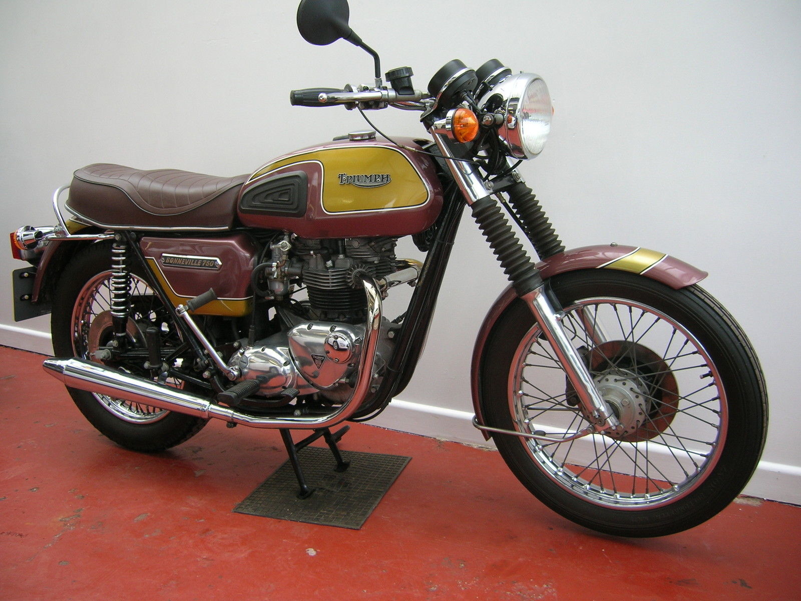 T140-5.jpg