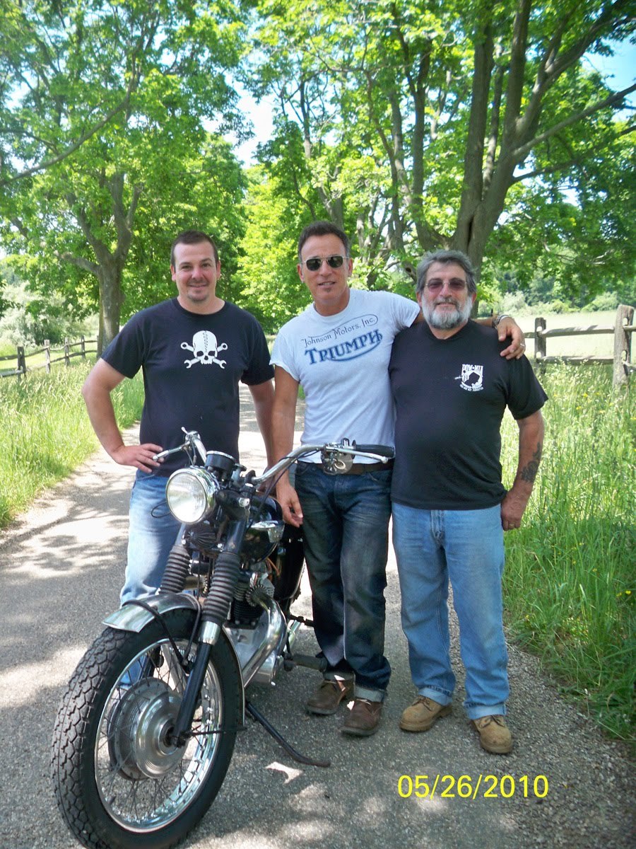 the-boss-bruce-springsteen-triumph-motorcycle.jpg