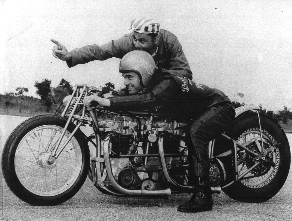 triumph-parasite-motorcycle-dragster.jpg