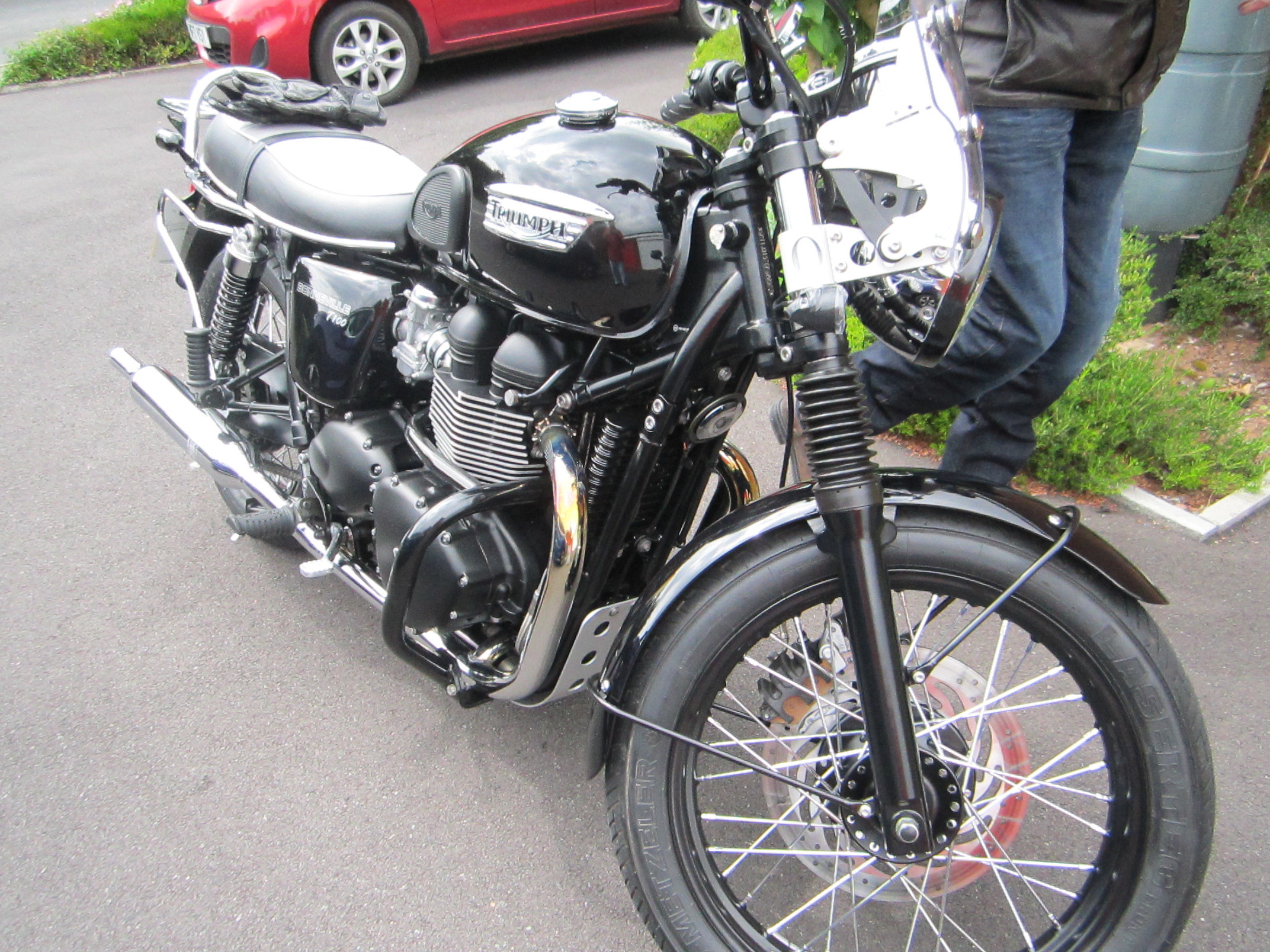 Triumph T100.JPG