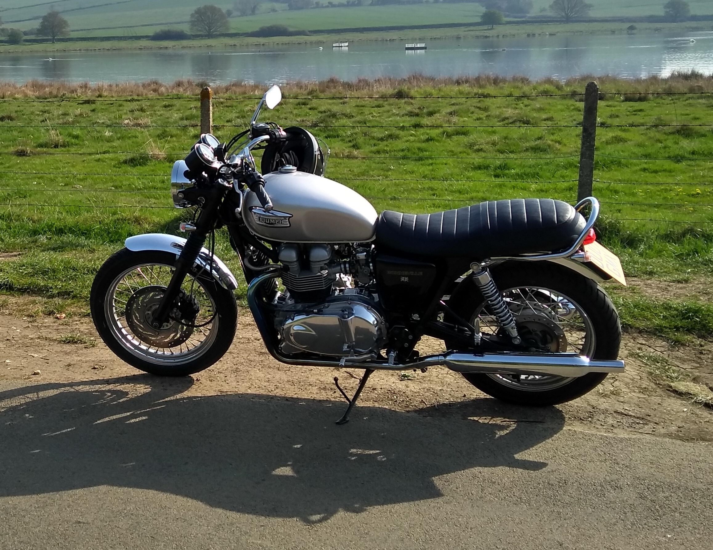 Triumph_Bonneville_790_5.jpg