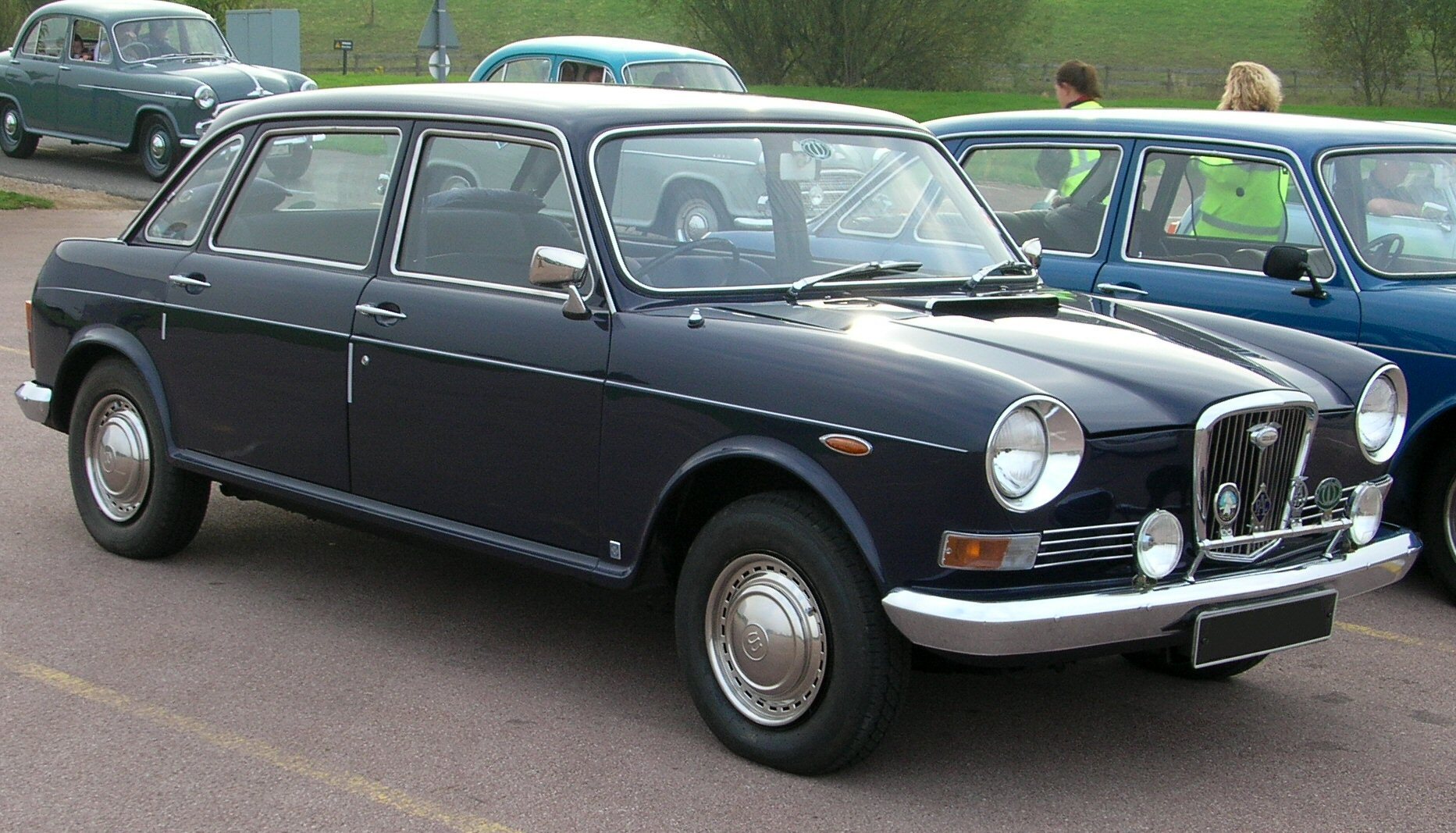 Wolseley_Six_Automatic_1972.jpg