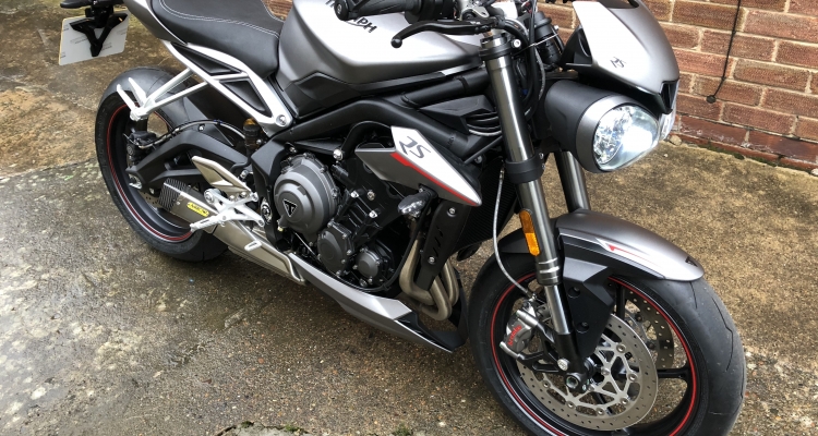 765 - Just Picked Up My Street Triple Rs