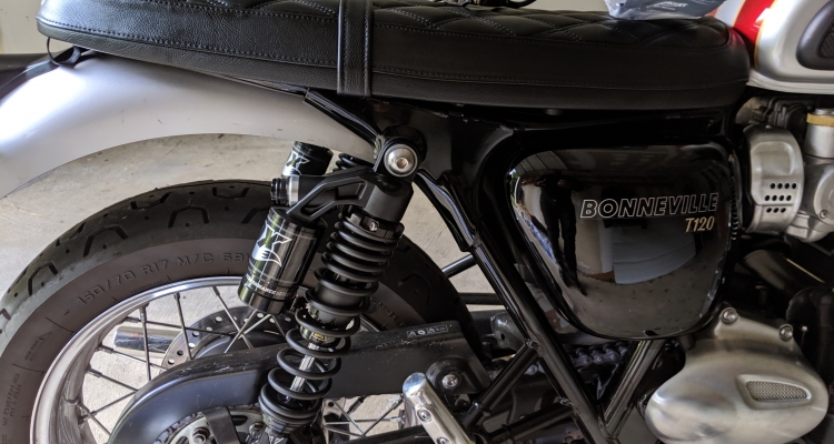 Fox/triumph Rear Shocks On T120