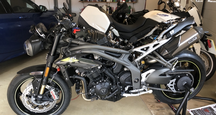 S3  Rs Naked Goes Super Naked