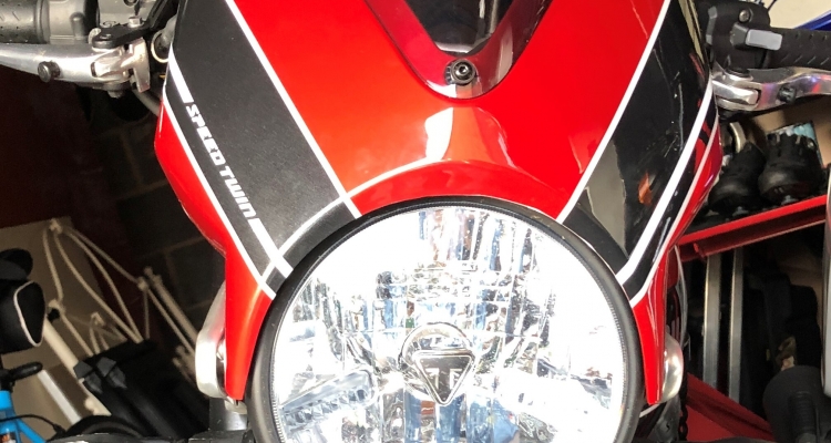 Speed Twin Screen From Pyramid Plastics
