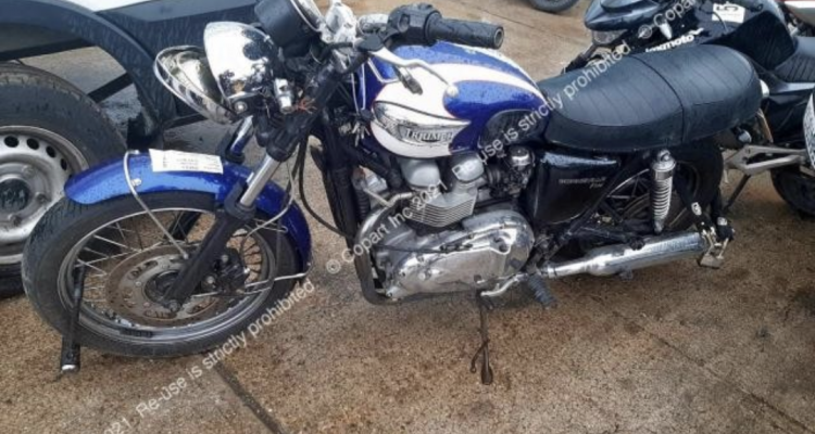 2004 T100 Vandalised/stolen/recovered Rebuild Project