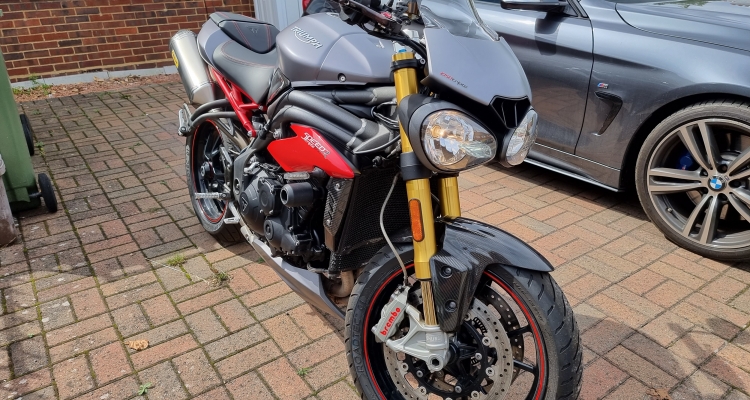 Speed Triple 1050 R For Sale