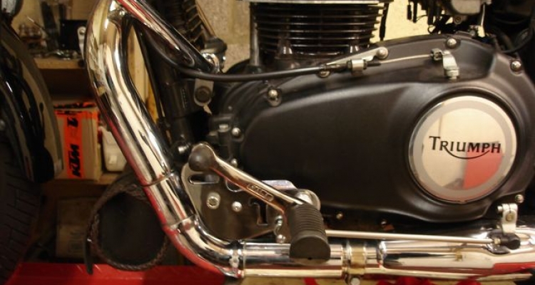 Fitted Footpeg Relocation Kit To My Speedmaster…….