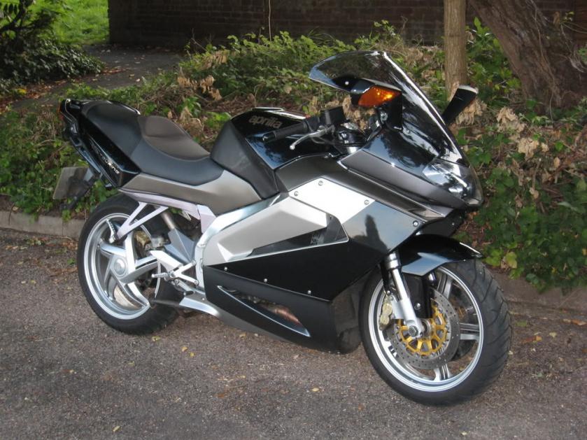 Brought this brand new in 2004 and apart from the electrics packing up every time it rained and parts taking 2 months to arrive from Italy it wasn't a bad bike