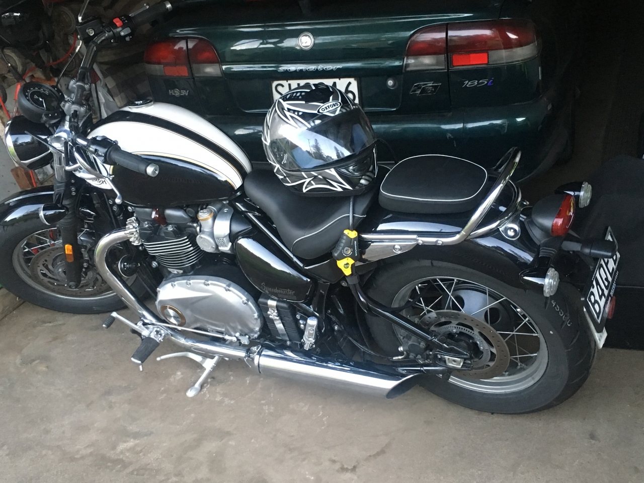 Standard Bonneville 1200 Speedy ready to run in for first service
