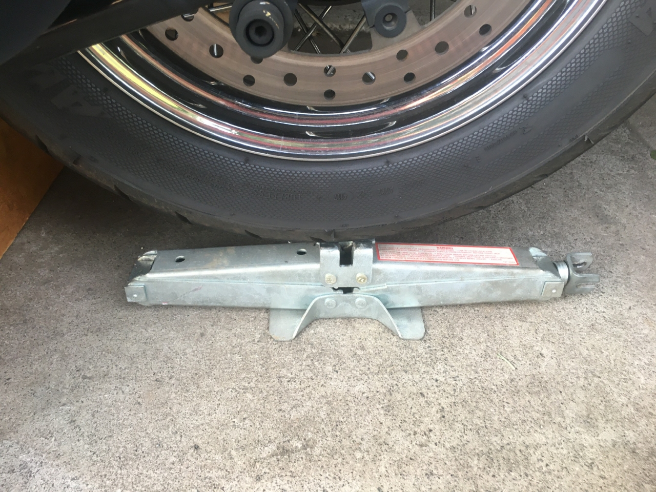 You may need to drop the wheel to allow room to extract the old mono shock