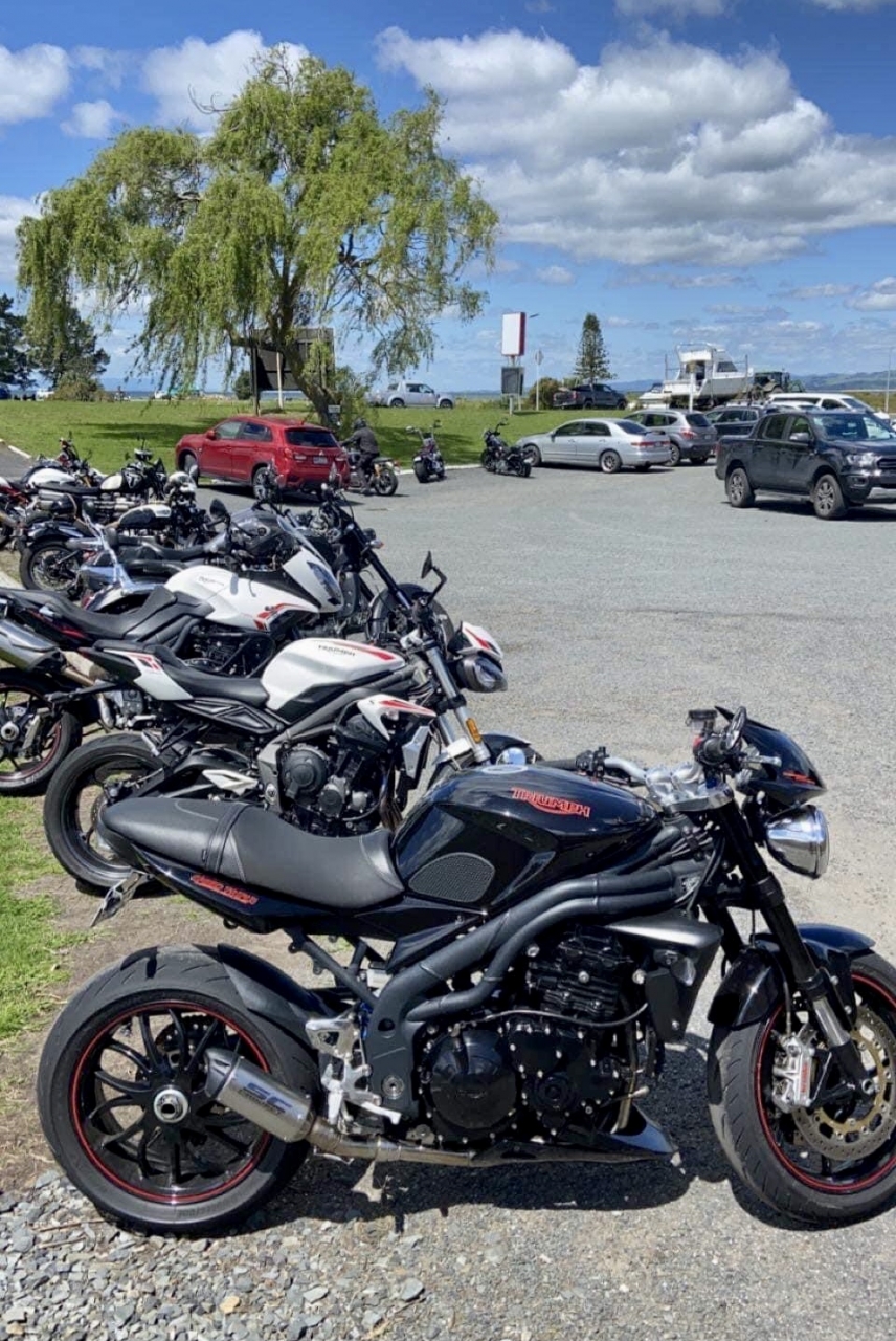 Renowned fishery, with bikers tavern and restaurant next door